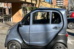Scooter Elettrico CHIUSO Mobi 25 – TIPO AUTO