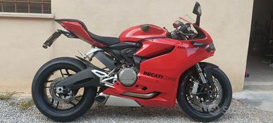 Ducati Panigale 899