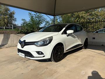 RENAULT Clio TCe 12V 90CV GPL FINO 11/2027 5 por
