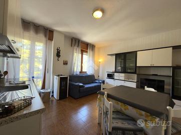 2 LOCALI A TIRANO