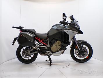 Ducati Multistrada V4 S Travel & Radar