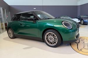MINI Cooper E Cooper E Favoured BRITISH RACIG GR