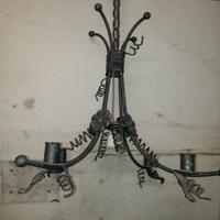 lampadario in ferro battuto
