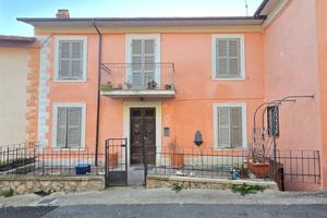 Terratetto a Castiglione in Teverina