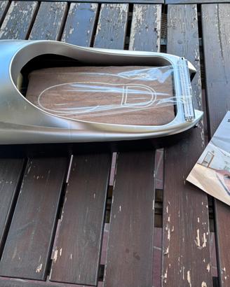 Dispensatore di pellicola per scarpe