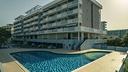 monolocale-vista-mare-laterale-est-con-piscina-e-p