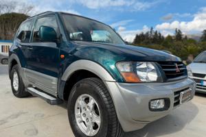 mitsubishi pajero 2.5 glx