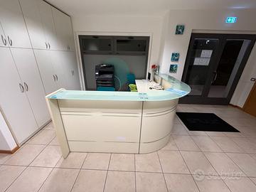 RECEPTION PROFESSIONALE “QUADRA”