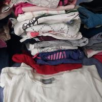 magliette e pantaloni