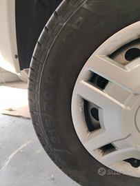 gomme auto