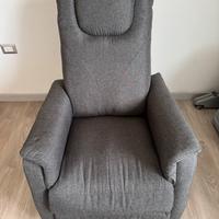 Poltrona reclinabile dondolo e girevole 360