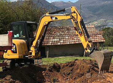 Miniescavatore CAT 305 . 5 E 2