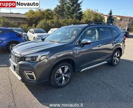 Subaru Forester 2.0 e-Boxer MHEV Lineartronic...