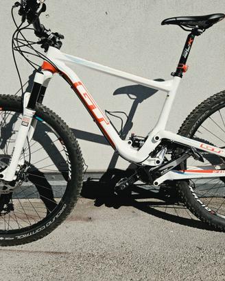MTB Enduro Full Carbon GT Force 27.5" - Shimano SL