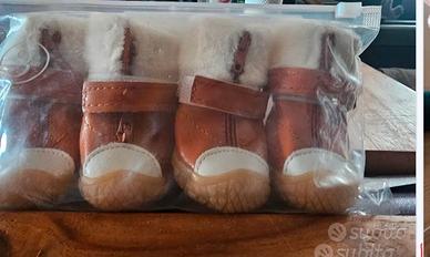 Set 4 scarpette per il tuo cucciolo