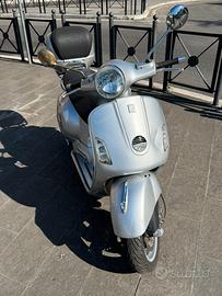 Vespa GTS 250 - 2008 - 33.000 km