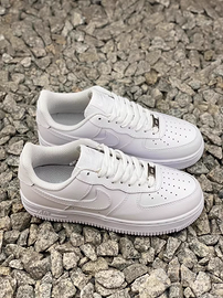 Nike Air Force 1 Low '07 White EU 42