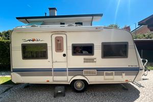 Caravan Hobby 450 uf