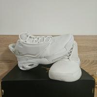 Nike Jordan Max Aura 4 Platino Puro