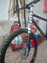 Cannondale con Forcella Lefty + Freni SRAM nuovi