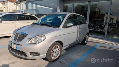 Lancia Ypsilon 1.2 Argento OK NEOPATENTATI