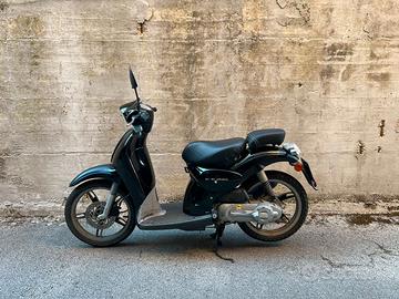SCARABEO 50cc NERO