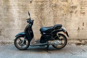 SCARABEO 50cc NERO