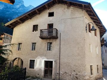 Casa da ristrutturare a Taibon