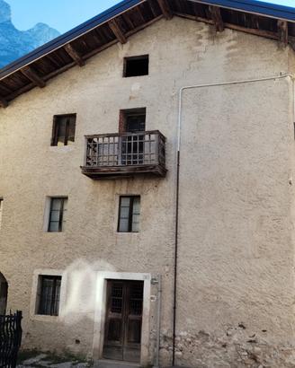 Casa da ristrutturare a Taibon
