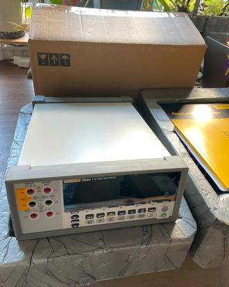 Fluke 8808A NUOVO in cartone