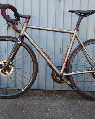 Revel R+ Titanio bici da corsa
