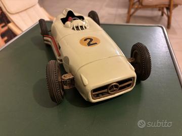 JNF 80F Mercedes Monoposto auto da corsa