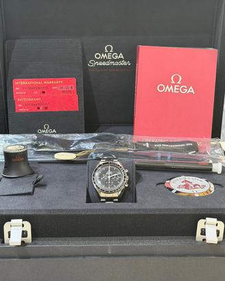 Speedmaster professional moonwatch 31130423001005