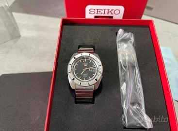 Seiko 5 Sport SRPL05 "Kamen Rider" Limited Edition