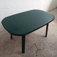 tavolo in resina verde da campeggio 