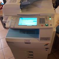 Fotocopiatrice multifunzione a colori