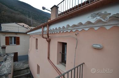 Villa unifamiliare a Tione degli Abruzzi