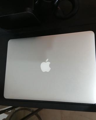 macbook AiR sequoia 13 246gb ram ios 