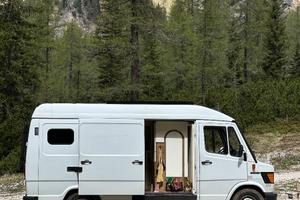 Camper Mercedes 308D
