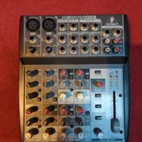 mixer behringer xenyx 1002