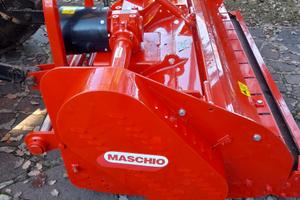 Trinciatrice per trattore marca Maschio