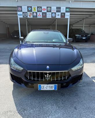 Maserati Ghibli 330 CV MHEV Executive