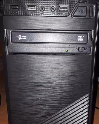 PC fisso i5 | 8GB RAM | SSD 256GB Casa Ufficio