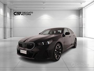 BMW i5 edrive40 Msport