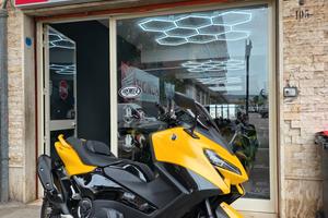 Yamaha TMAX 560