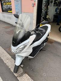 Honda PCX 150 - 2014 - PERMUTE