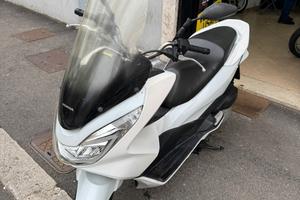 Honda PCX 150 - 2014 - PERMUTE