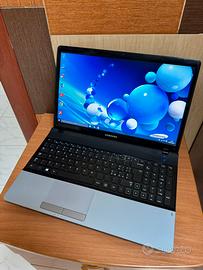 Pc Portatile Samsung Notebook Quad-i5 Ram 8GB