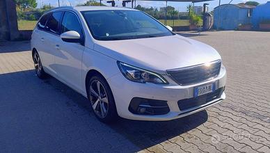 Peugeot 308 SW Allure 2018 1.5  - Autocarro -