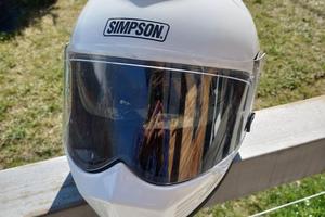 Casco integrale Simpson modello Venom taglia S